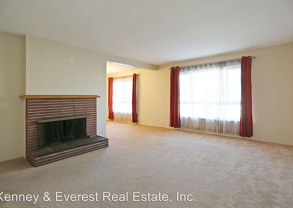 1st image of 118 Camelia Dr
