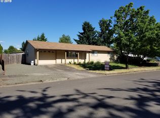 515 53rd St, Springfield, OR 97478