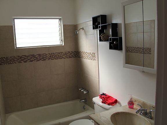 4th image of 4929 O Sullivan Dr