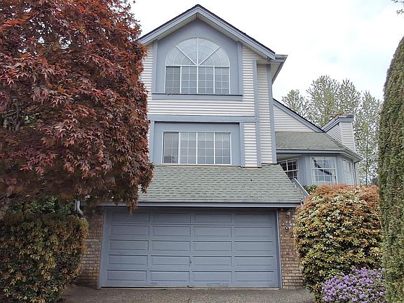 2nd image of 2925 Cliffrose Cres