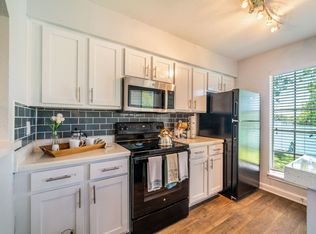 10121 Windmill Lakes Blvd APT 1411, Houston, TX 77075