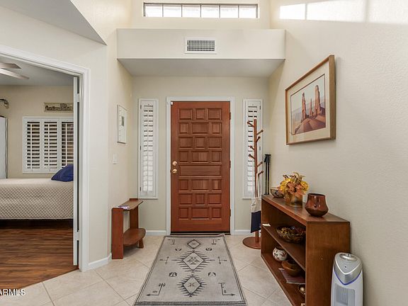 5th image of 6774 S TAYLOR Drive