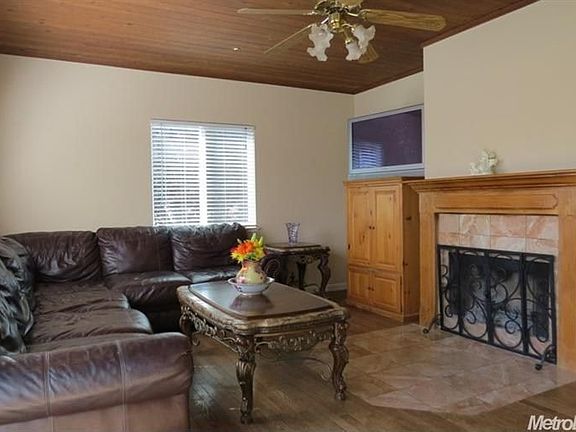 4th image of 2210 Big Nugget Ct