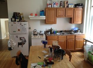 242 W Cermak Rd FL 2, Chicago, IL 60616