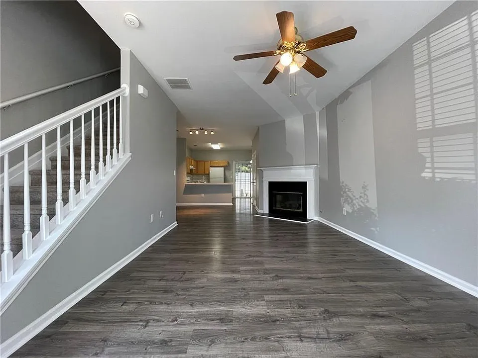 3322 Hidden Cove Cir