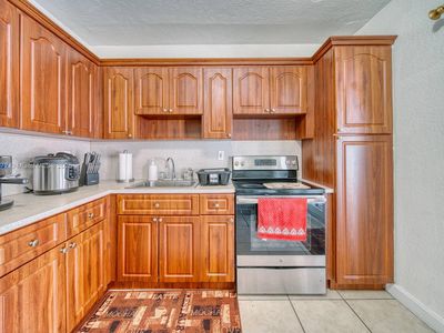 3440 NW 87th Ter, Miami, FL, 33147