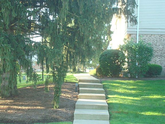 2nd image of 3469 Amberway Ct