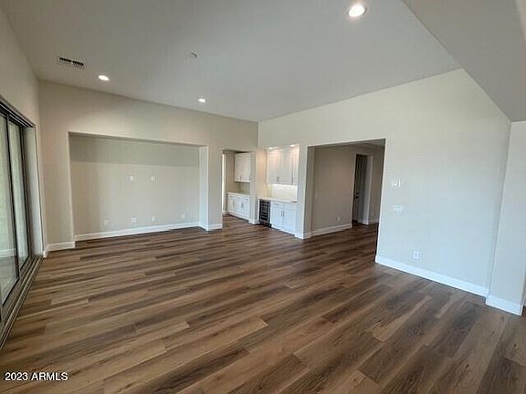 5th image of 16715 W WHITTON Avenue