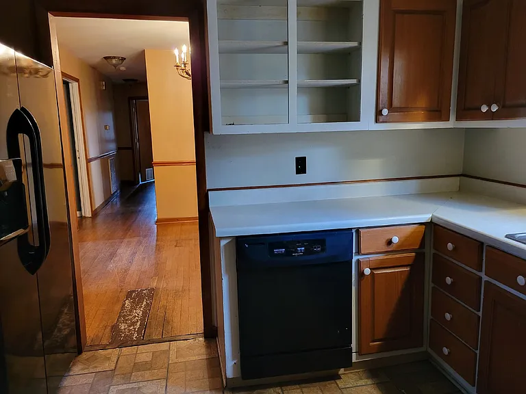 3503 Crestmore Cir NW — Photo 23