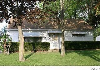 1st image of 524 Barker St