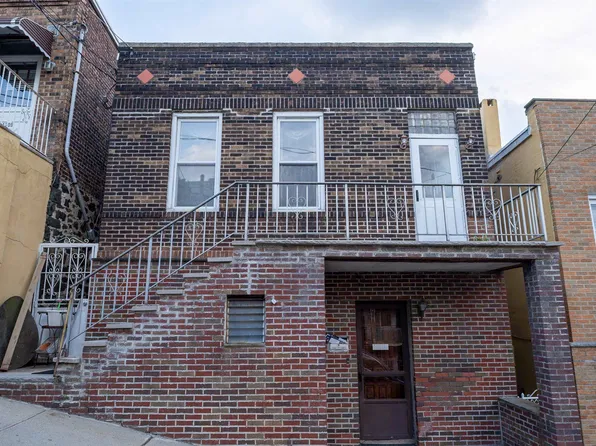 1211 Hillside Pl, North Bergen, NJ 07047