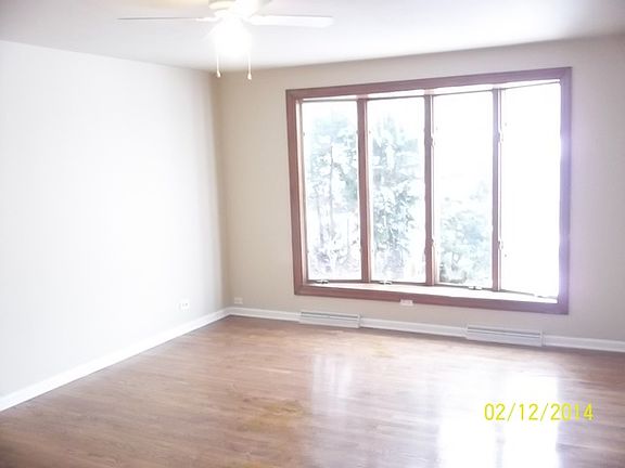 3rd image of 16524 Brenden Ln