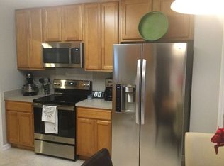 713 Willow Bay Dr, Fuquay Varina, NC 27526
