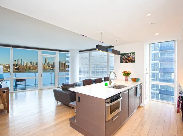 22 North 6th Street image 1 of 9