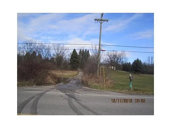3650 Groveland Rd photo 1