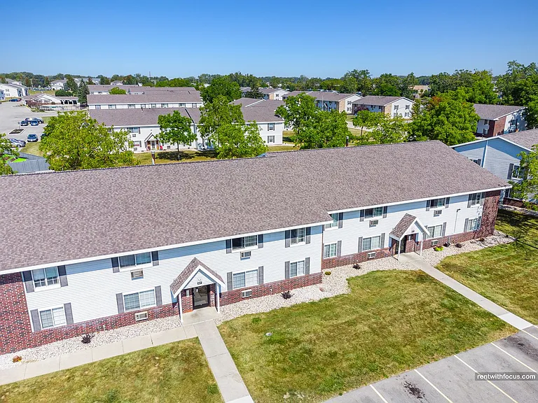 335-339 407 Southtowne Dr — Photo 17