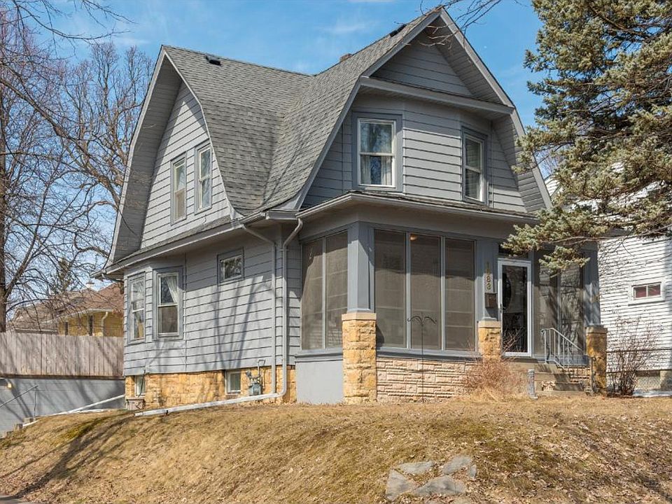 1st image of 1083 Bradley St