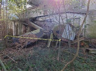 21 Jackson St, Seale, AL 36875