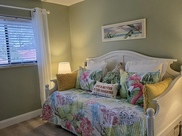 8761 Ilex Ct — Photo 25