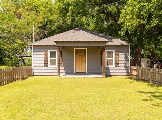 205 E Nelson St, Bowie, TX 76230