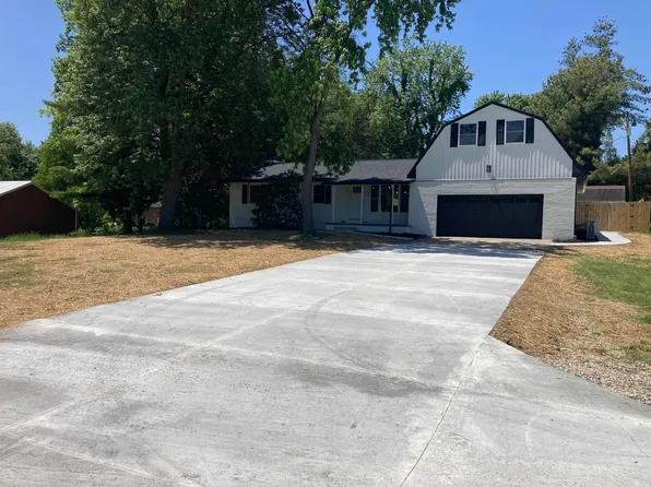 441 Oak St, Lynnville, IN 47619