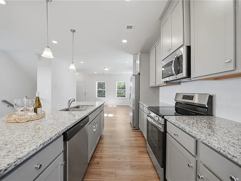 1670 Eagle Dr — Photo 15