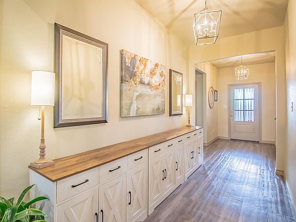 3rd image of 7204 23rd St