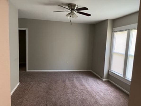 520 E Main St #202