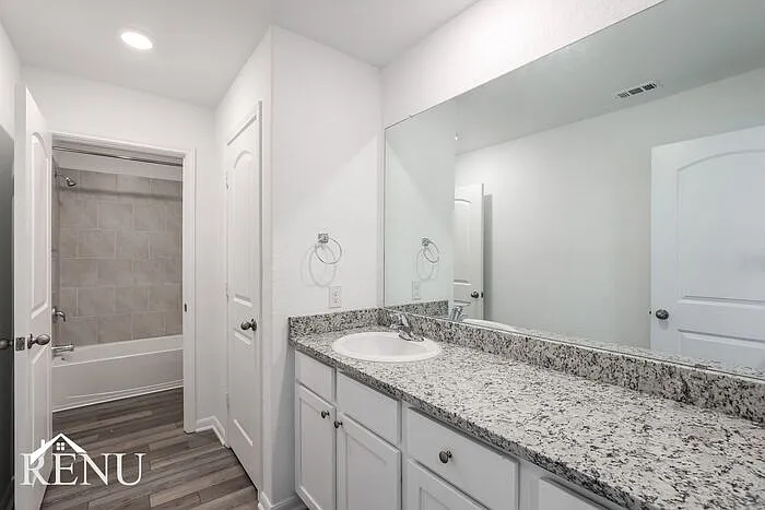 2951 Jackson Smt — Photo 13