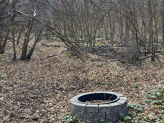 4th image of N Canyon Rd