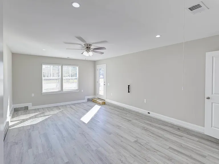 913 N Lemacks St — Photo 26
