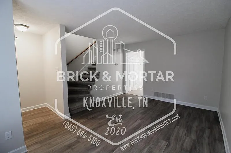 2 bed, 2.5 bath, 1350 sqft, $1,875 — Photo 3