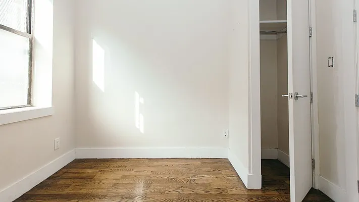 Rented by Nooklyn NYC LLC | media 30