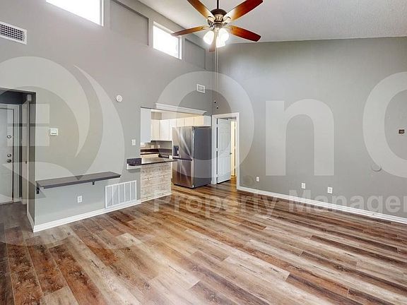 2nd image of 2420 Moneda St APT A
