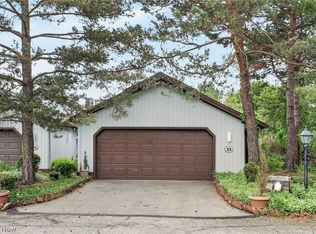 31 Pinewood Dr, Medina, OH 44256