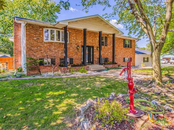 116 Hillview Drive, Joplin, MO 64804