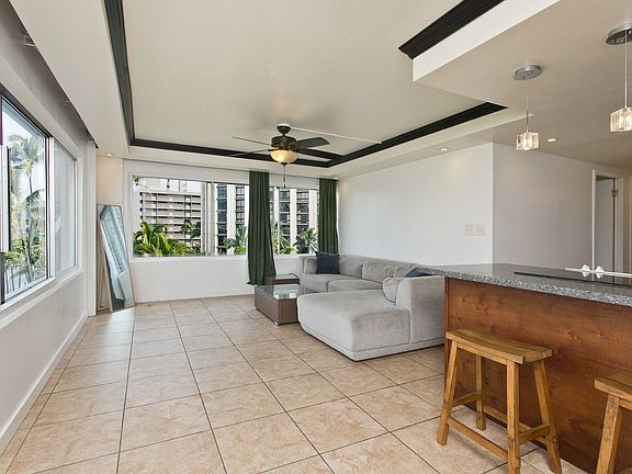 4th image of 2547 Ala Wai Blvd APT 702