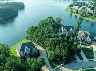 1720 Signature Ct, Hampton, GA 30228