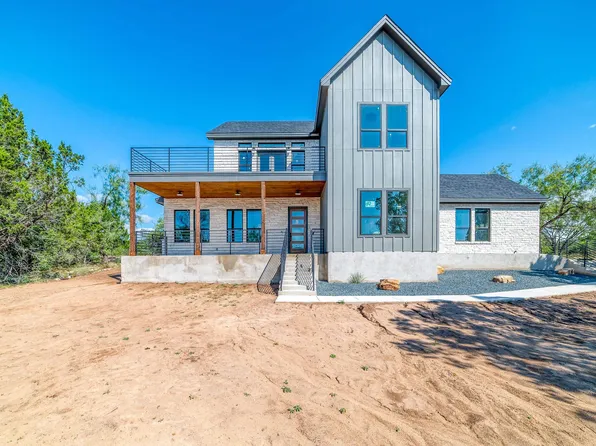 101 Cove Creek Dr, Spicewood, TX 78669