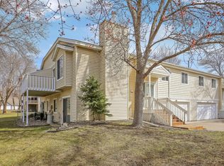 5540 Pompano Dr, Minnetonka, MN 55343