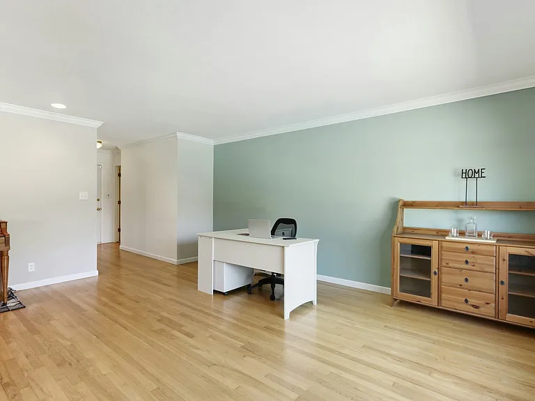 3201 Bonita Dr — Photo 4