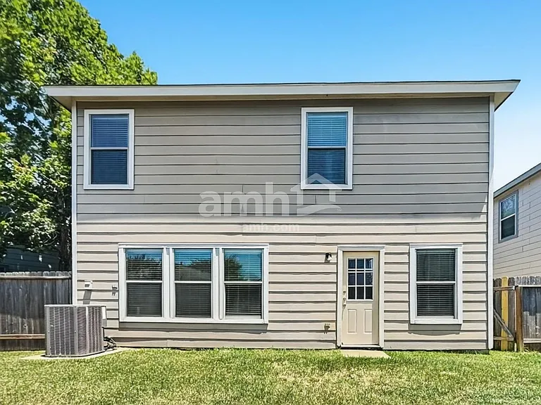 16311 Hayesford Ln — Photo 16