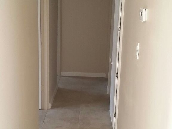 4th image of 2809 W Monterosa St