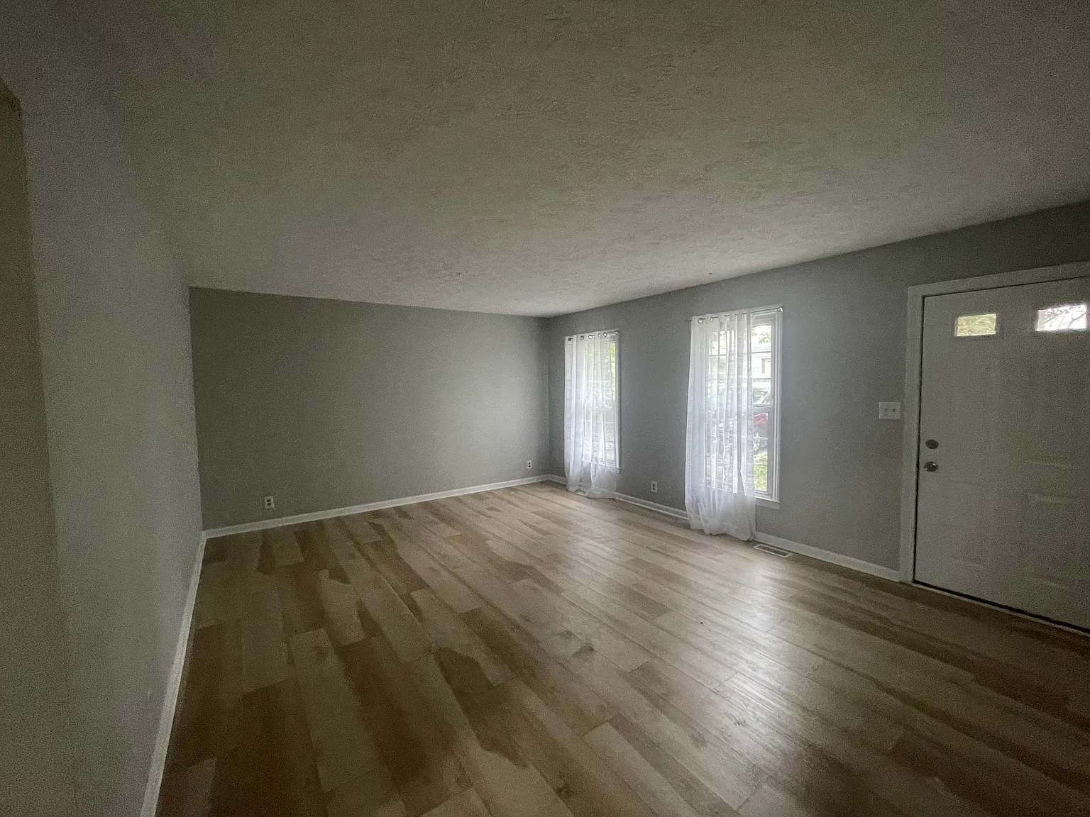 213 Jean Street - 1 — Photo 2