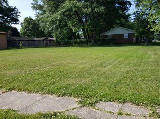 2886 Carmen St, Portage, IN 46368