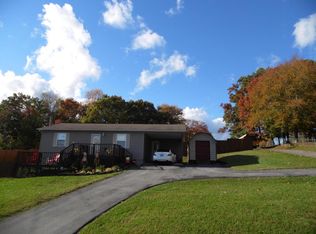 1002 W Kentucky Ave, La Follette, TN 37766