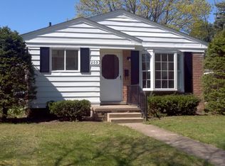 209 N Alice Ave, Rochester, MI 48307