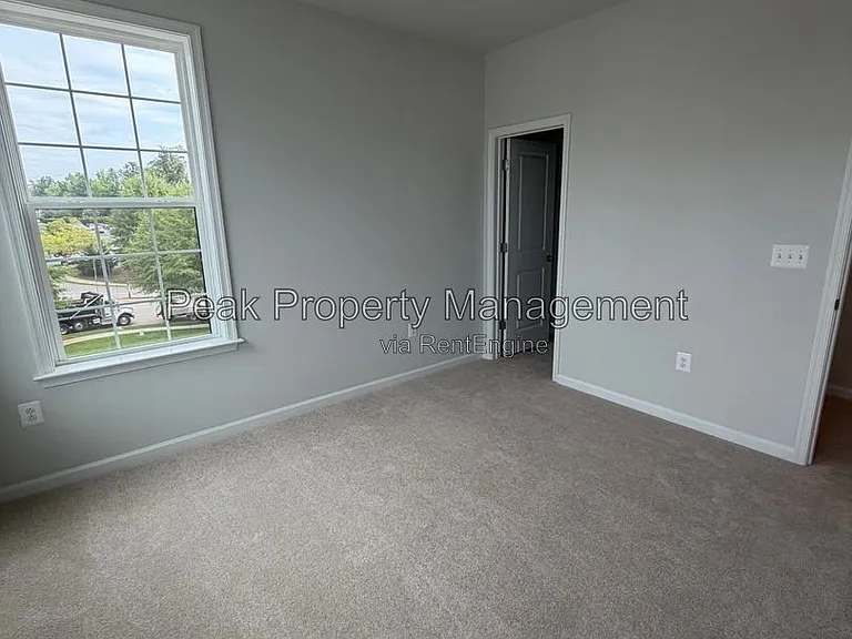 227 Brattice Dr — Photo 21