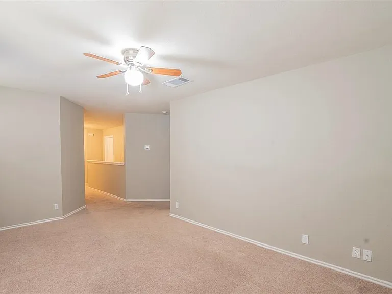 1802 Vanderhill Cv — Photo 15