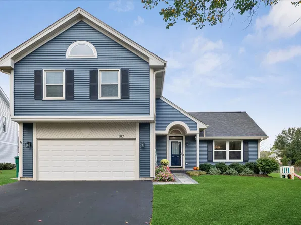 197 Sheffield Ln, Vernon Hills, IL 60061